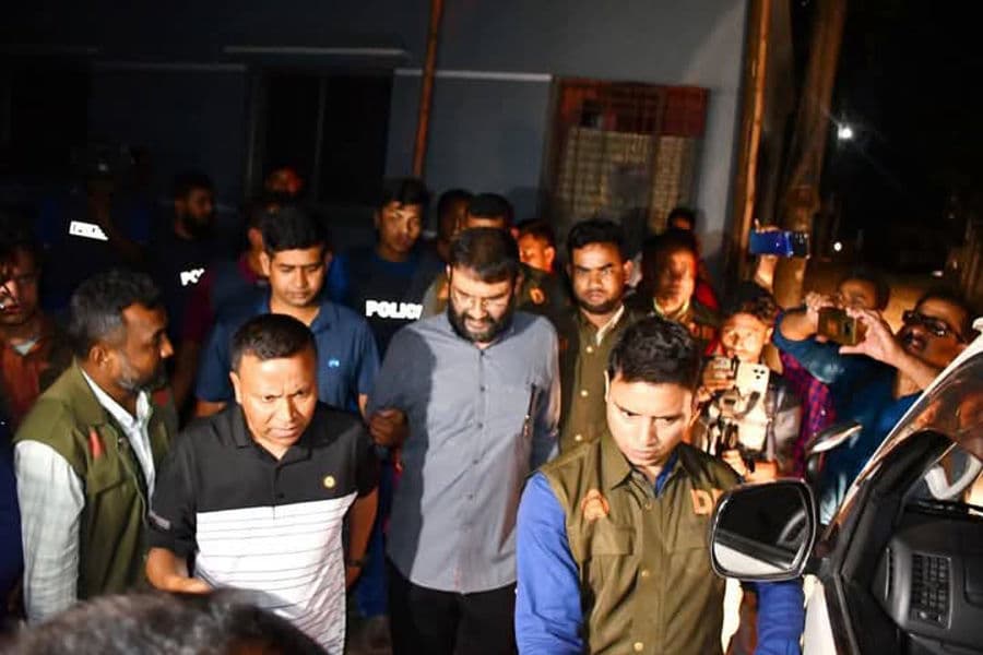 গাইবান্ধার সাবেক এমপি শাহ সারওয়ার কবীর দিনাজপুরে গ্রেফতার