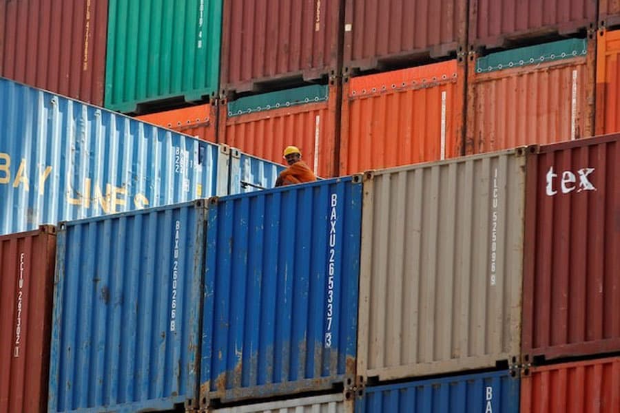 India trade deficit with China widens to record $99.2 bln amid dumping concerns