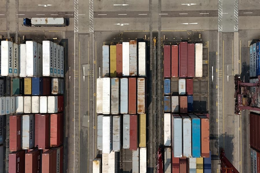Conflicting US-China talks statements add to global trade confusion