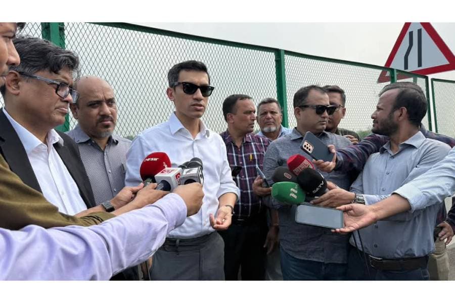 Top global port operators tapped to boost Bangladesh’s infrastructure: BIDA chief