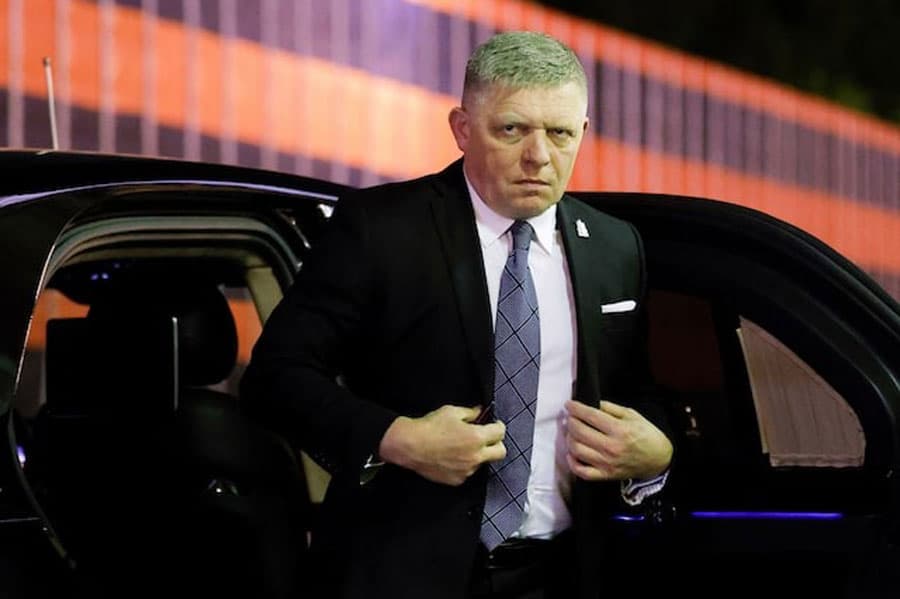 Slovak PM derides EU attempts to keep him from Moscow war commemorations
