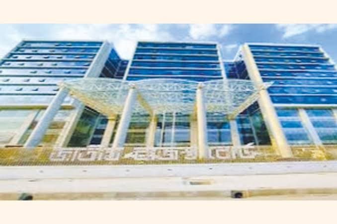 NBR moves to bring land, flat, building owners under tax net