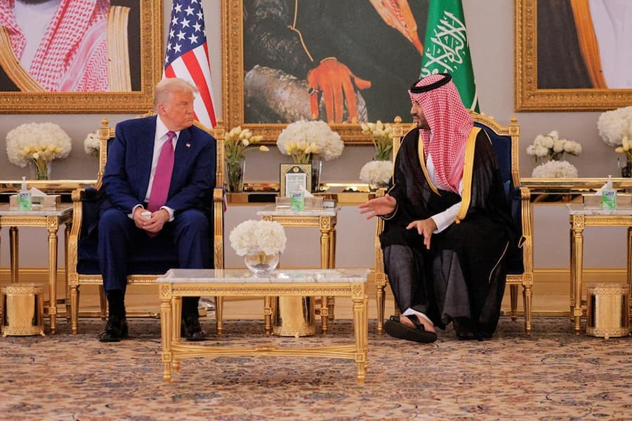 Trump says US to lift Syria sanctions, secures $600b Saudi deal