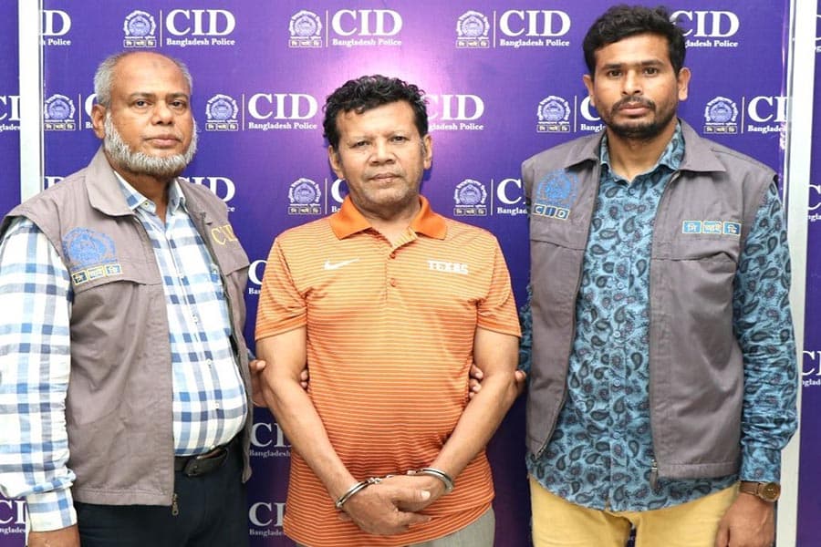 Ex-mayor Taposh’s close associate arrested in Dhaka