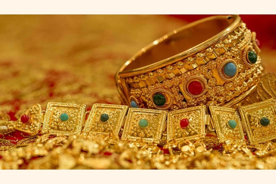 Gold price to go down by Tk 3452 per bhori from Friday