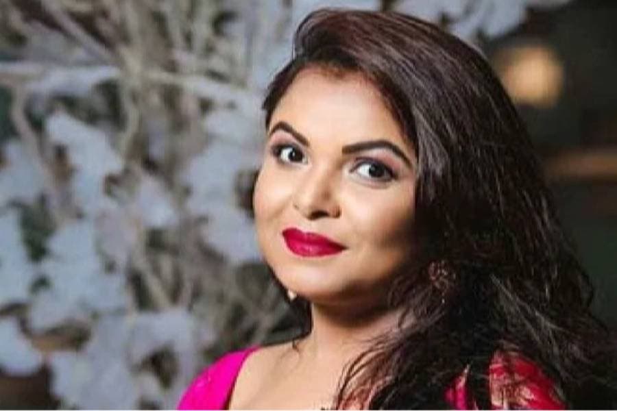 Court issues travel ban on actress Shaon, 11 others