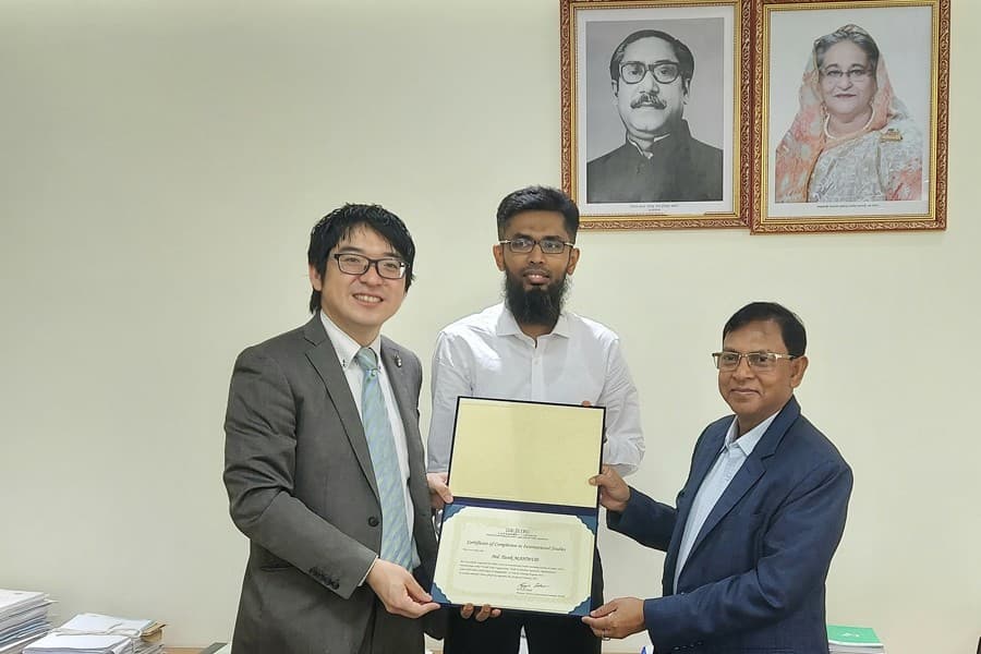 NBR officer first among overseas trainees