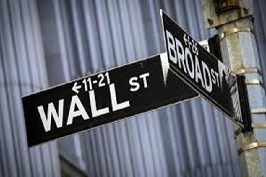 US stocks end record highs