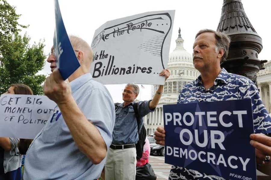 US scenario: The centre-right is out for the kill