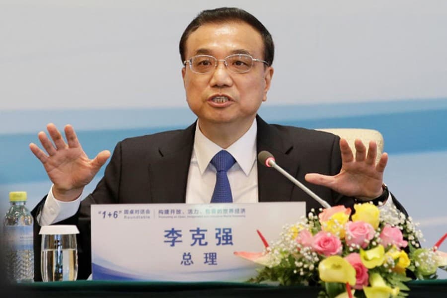 Global economy positive but still fragile: Li Keqiang