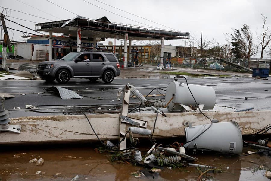 Hurricane Maria batters Puerto Rico, knocks out electricity across the island