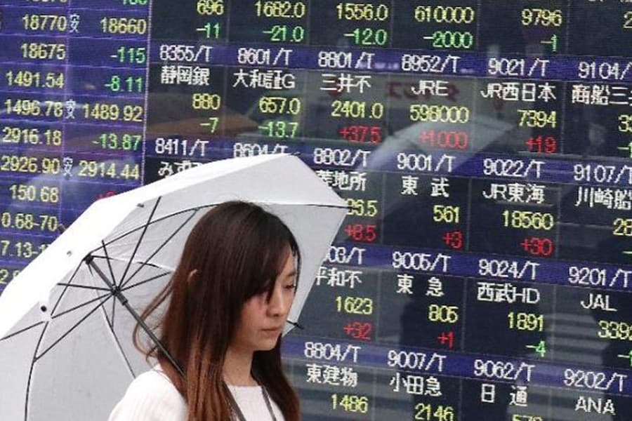 Asian shares little changed on US-North Korean tensions