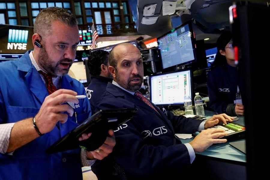 S&P 500 breaks record run on jobs data, drug chain drop