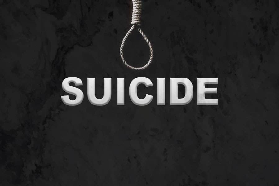 Police recover hanging body of youth in city
