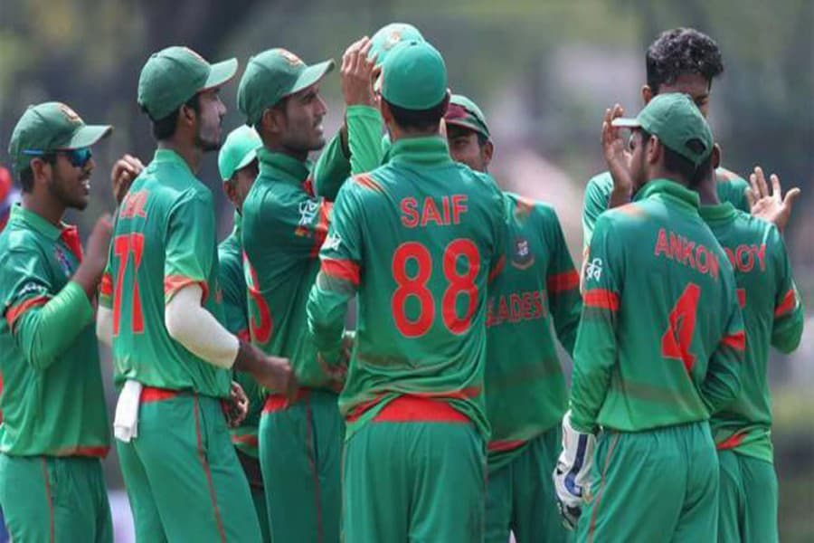 Bangladesh in semifinals beating  holders India in Youth Asia Cup