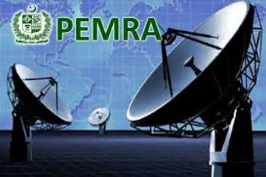 Pakistan orders TV channels to go off air amid crackdown on Islamist protest