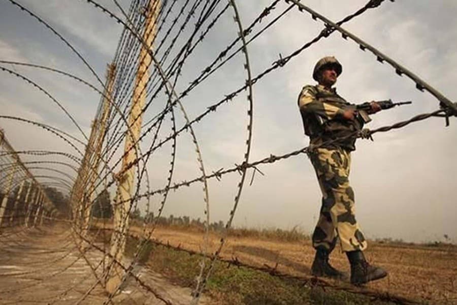 BSF shoots Bangladesh dead along Dinajpur border