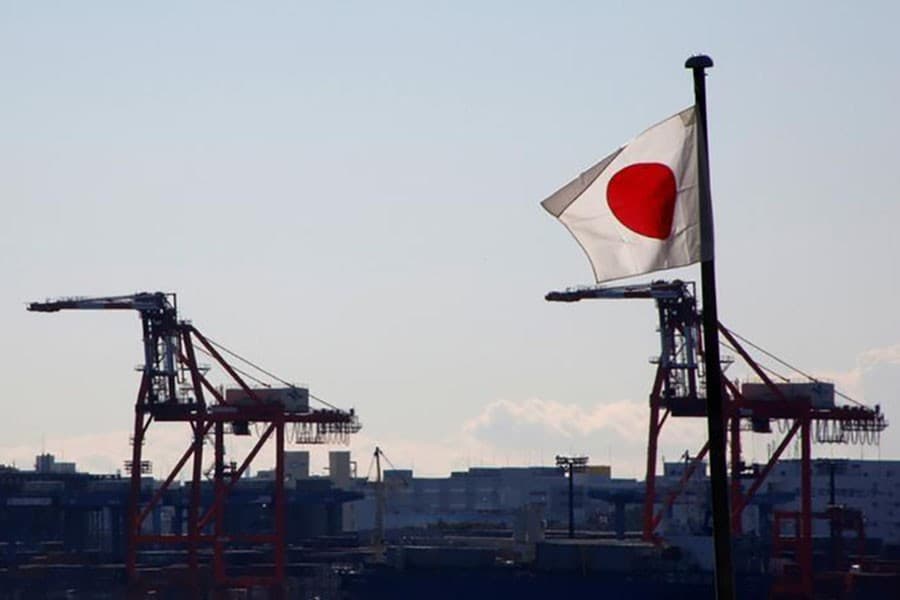 Japan gov't upgrades GDP growth forecast