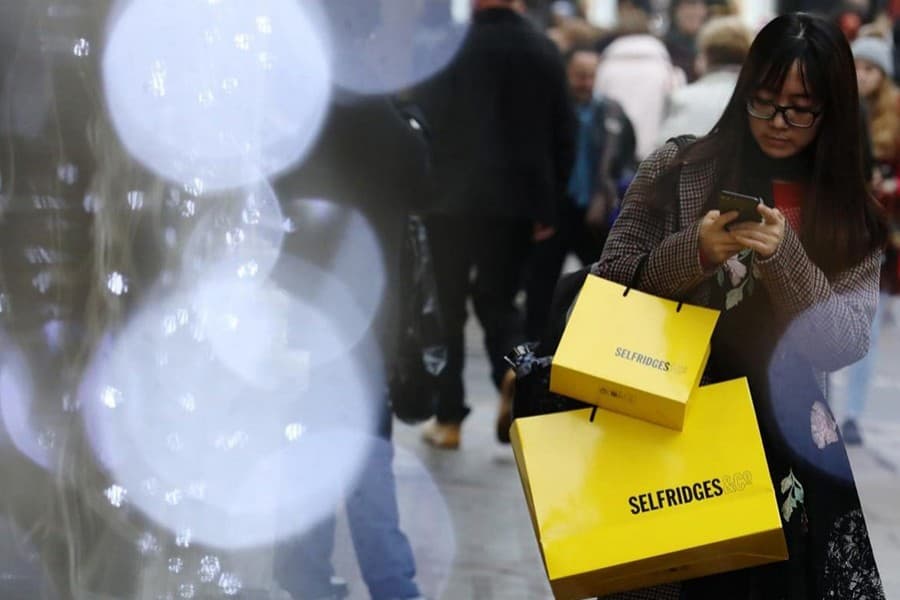 British small businesses confidence falls in late 2017