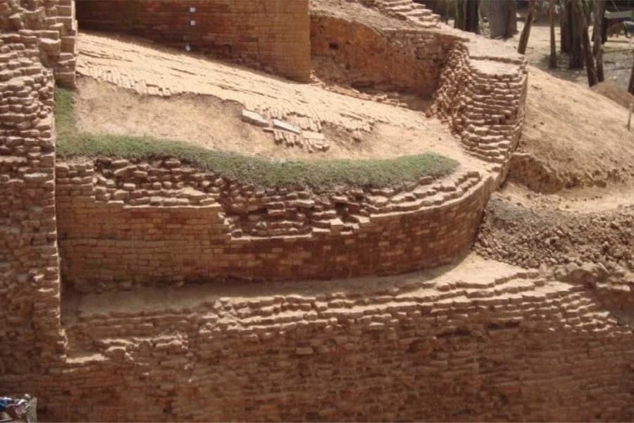Preservation of ruins: The climate factor