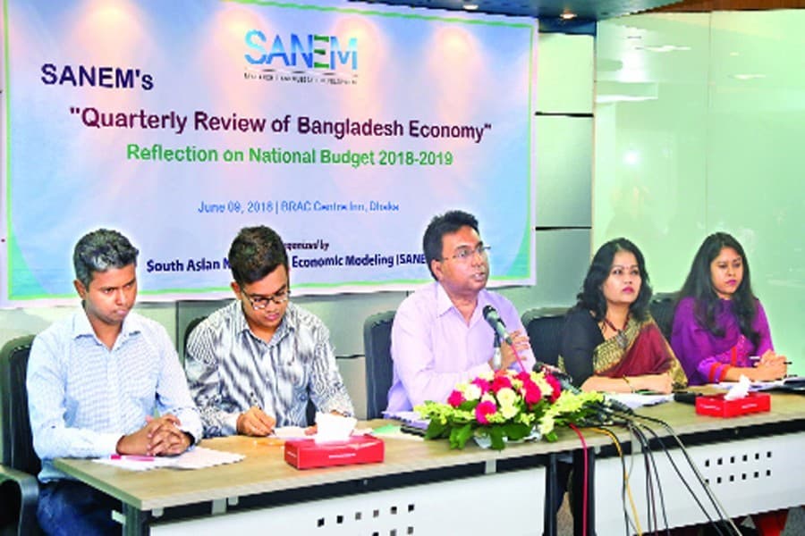Monitor mega-projects strictly before polls