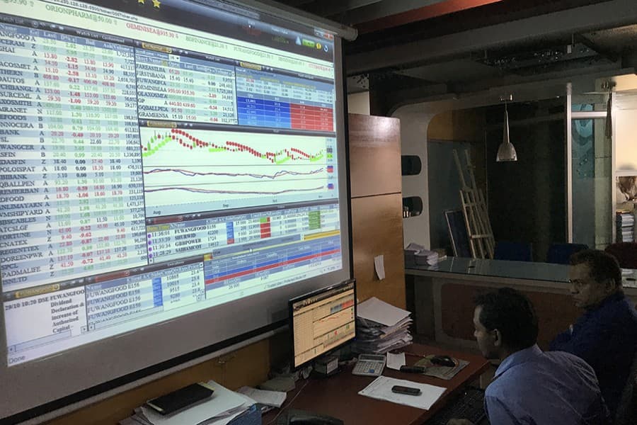Stocks witness sharp rise in early trading