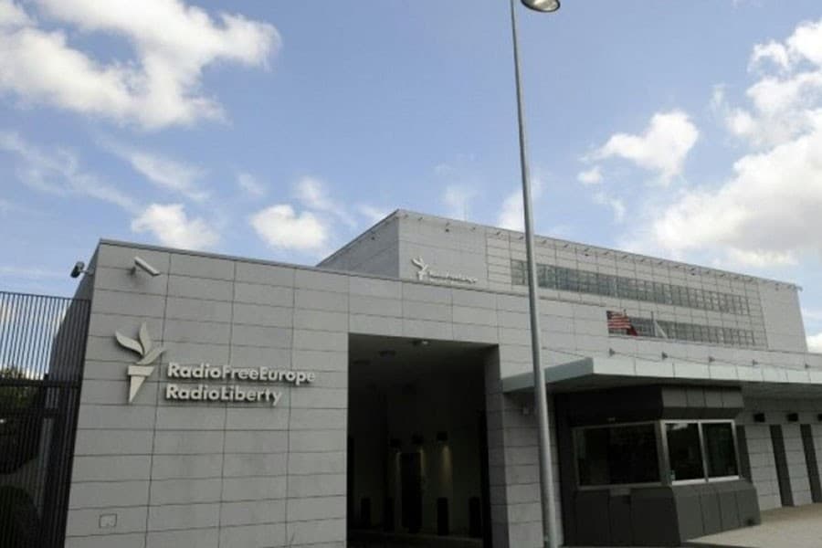 Russian court fines US-funded news outlet for violating 'foreign agent' law