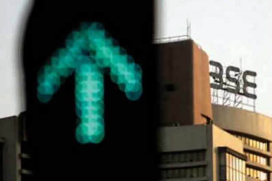 Sensex hits all-time high; energy shares jumps