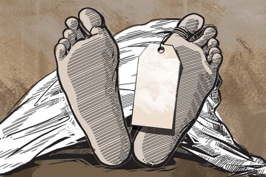 Cops recover body of man in city