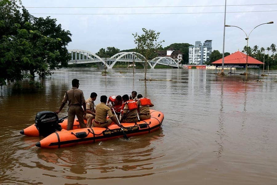 Kerala monsoon floods take 73 lives