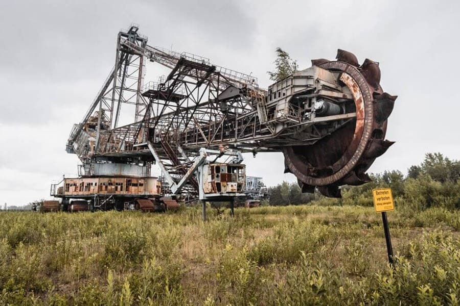 The Blue Miracle: The largest piece of abandoned machinery in the world