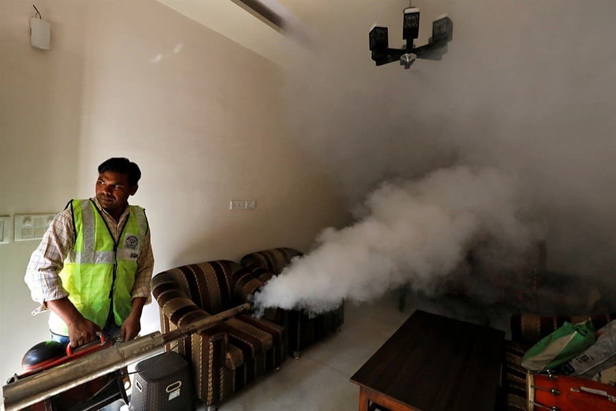 Zika spreads rapidly in India, govt confirms 100 cases