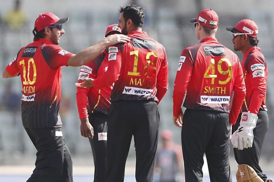 Afridi stars with bat, Comilla  beat Sylhet by four wickets