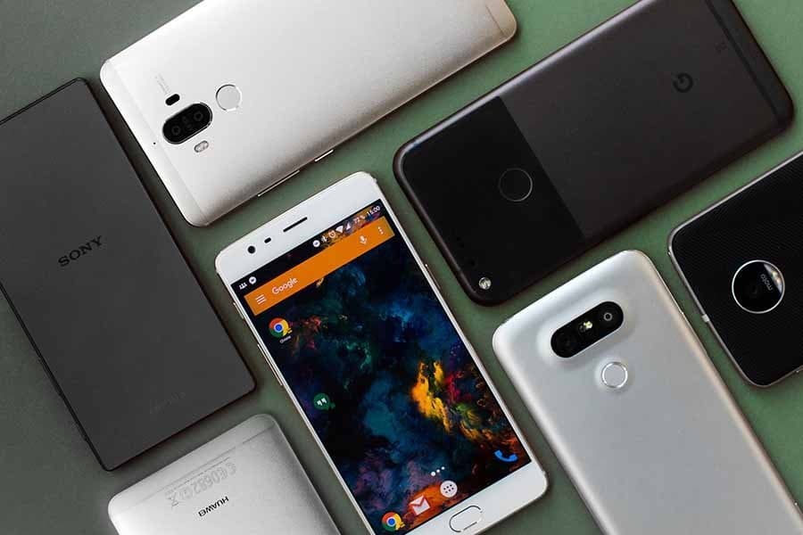 Import of mobile handsets dives as illegal entry rules