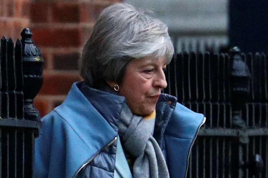 UK's May seeks Irish treaty to break Brexit impasse
