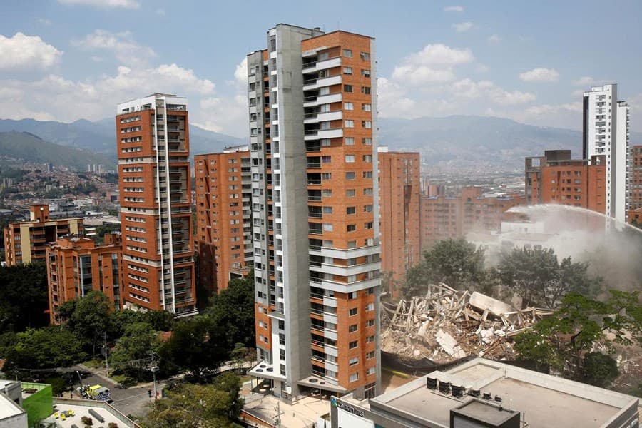 Colombia destroys drug lord Pablo Escobar’s former home
