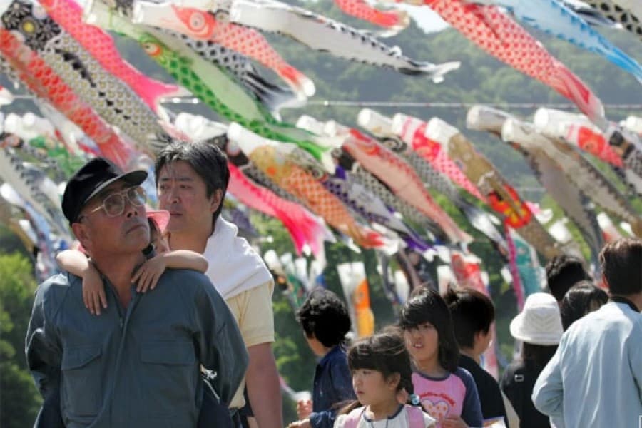 Japan's 10-day break to fete new emperor may breathe life into economy