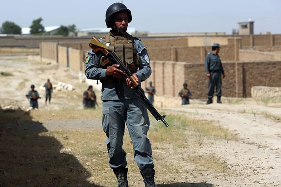 Afghan gov’t forces free 10 civilians from Taliban jail