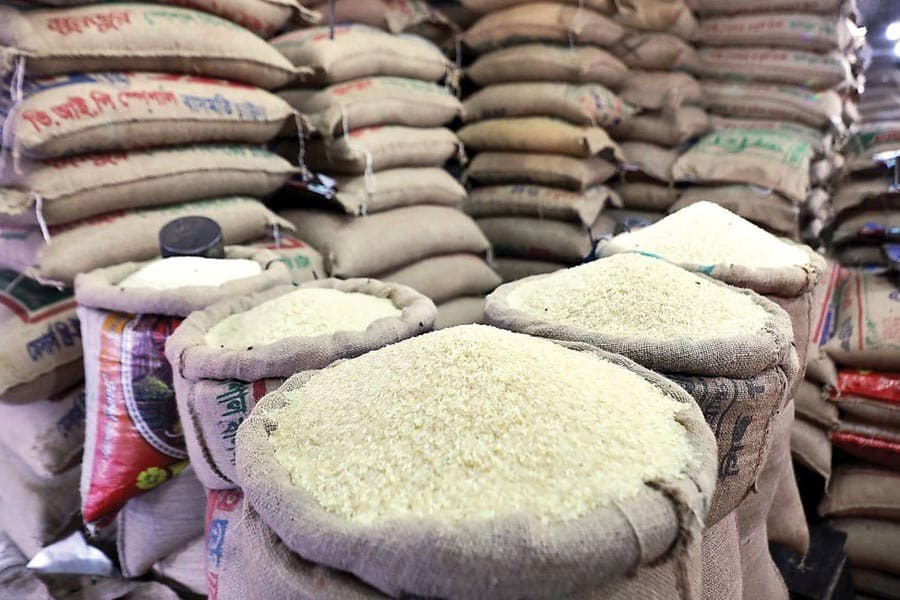 Baffling paddy prices