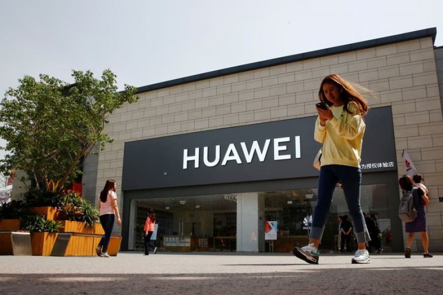 Huawei launches 5G lab in South Korea, but keeps event low-key after US ban