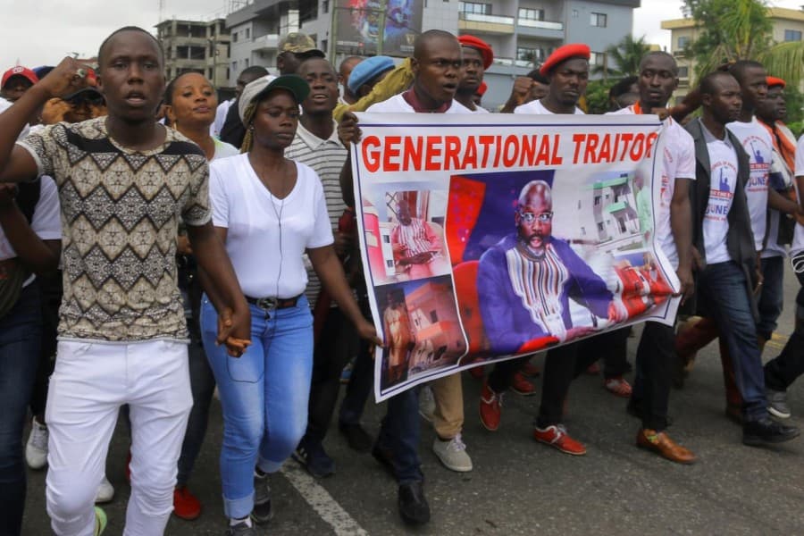 Thousands of Liberians protest against corruption, economic decline