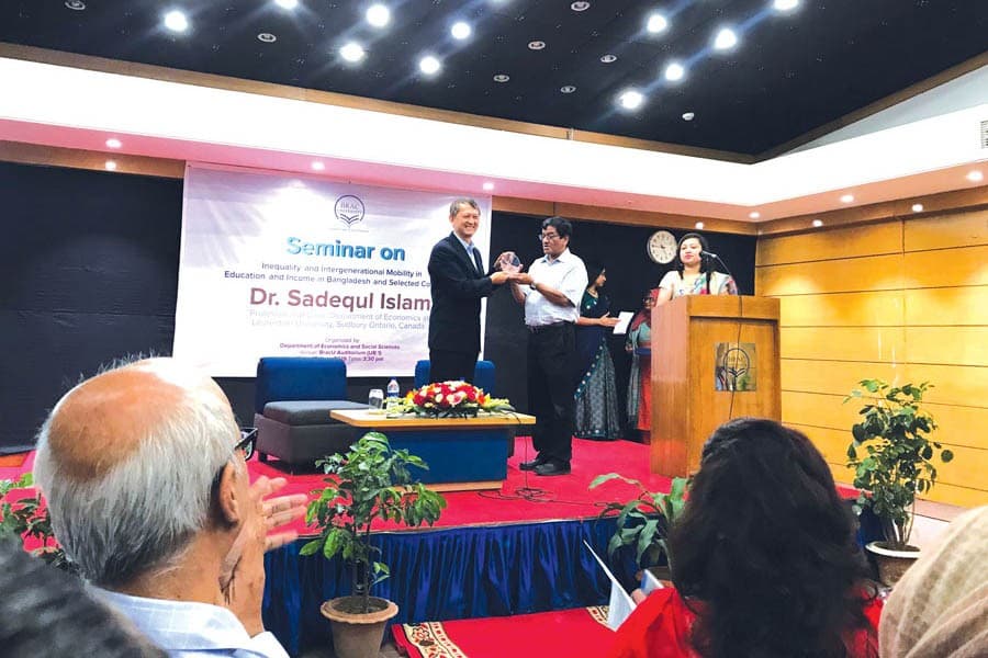 Tomorrow’s leaders realise need for economics research