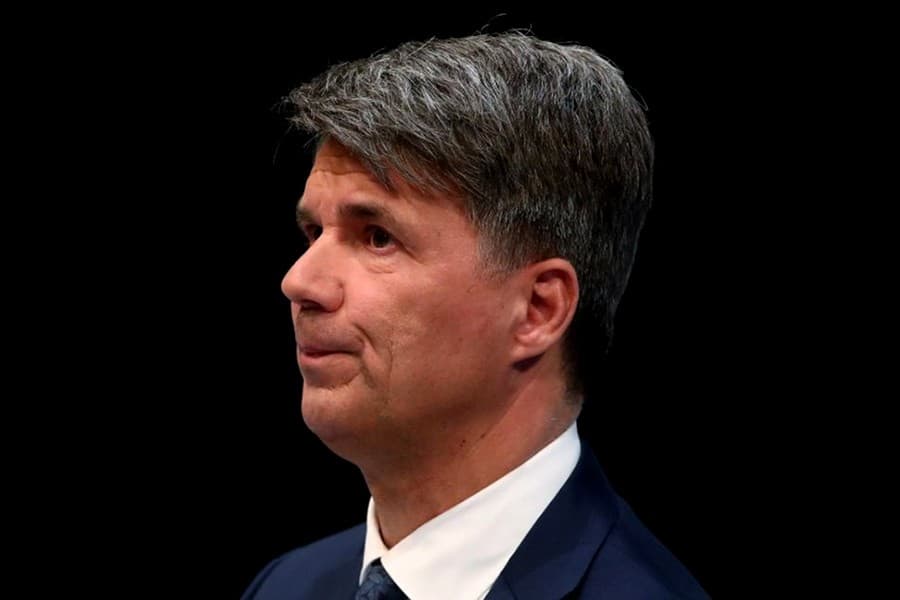 BMW seeks new CEO