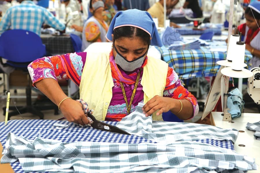 Apparel exports to US, Canada post double-digit growth