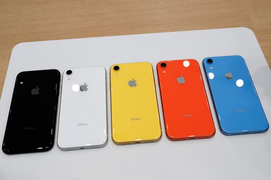 Apple offers record 'bounty' for finding iPhone security bugs