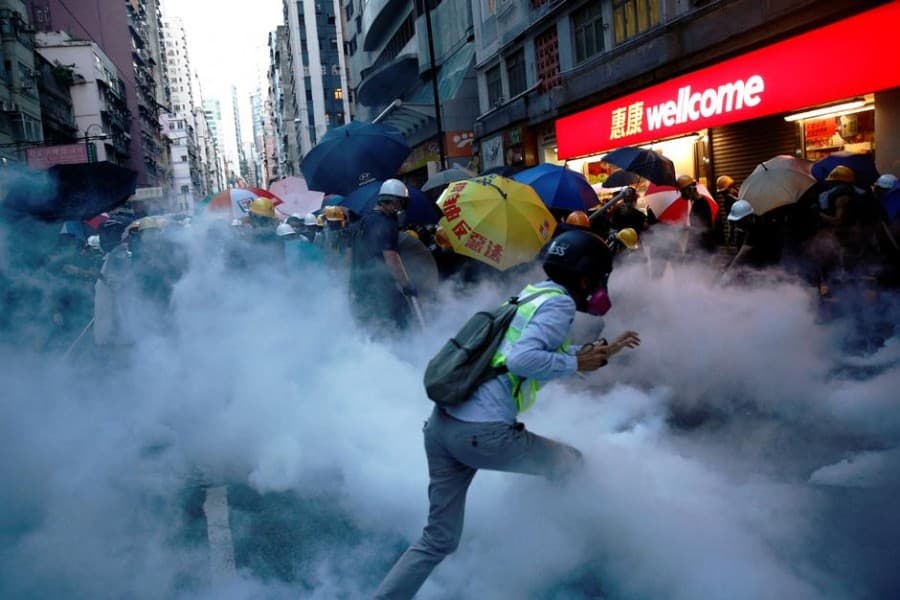Hong Kong police arrest 29 after overnight clashes