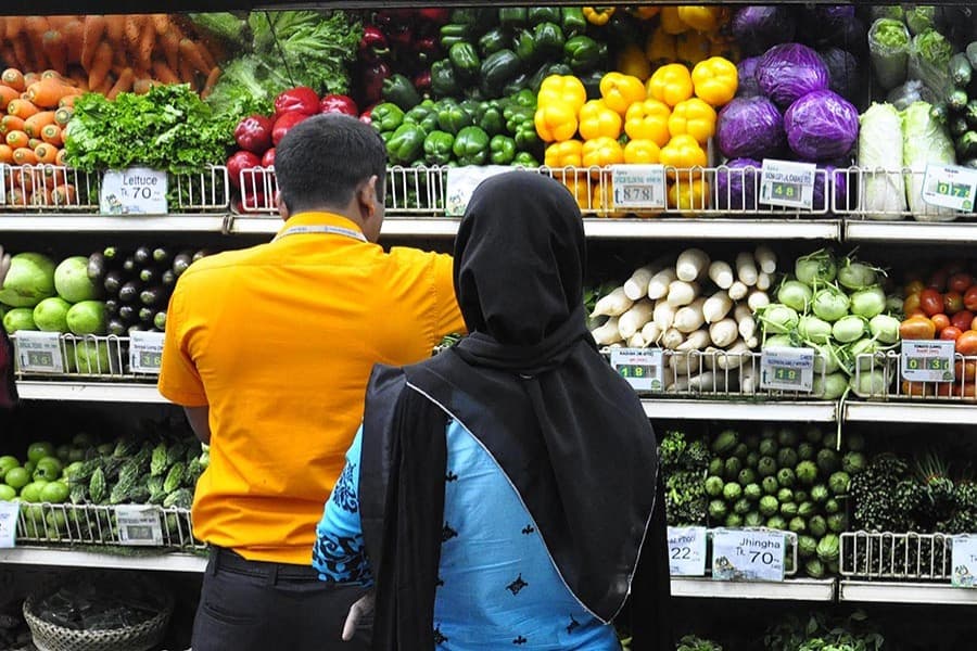 August inflation declines marginally
