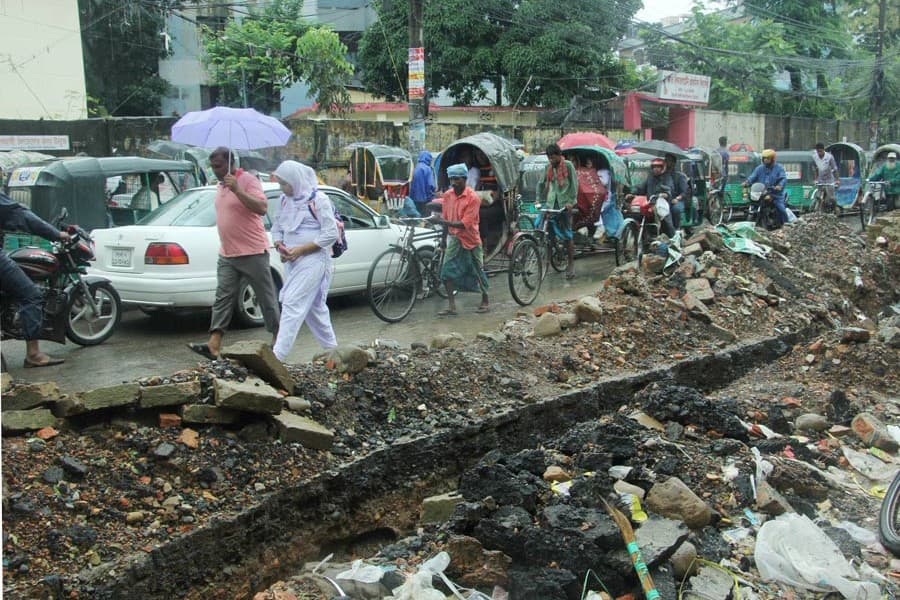 Work on development projects in SCC going on at a snail’s pace