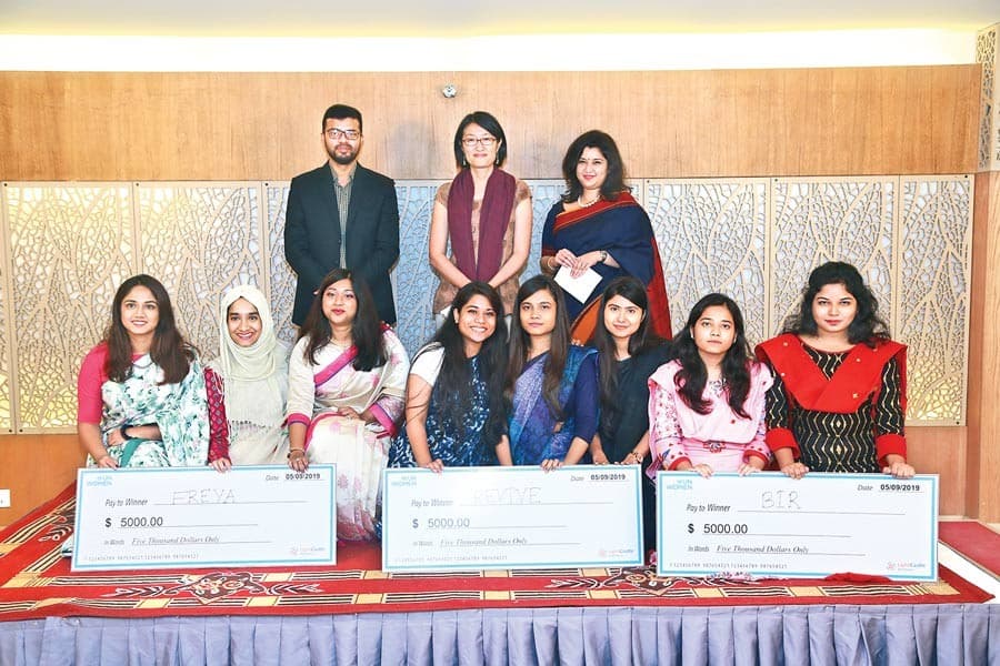 Youngsters brainstorm how the world can be made safer for women