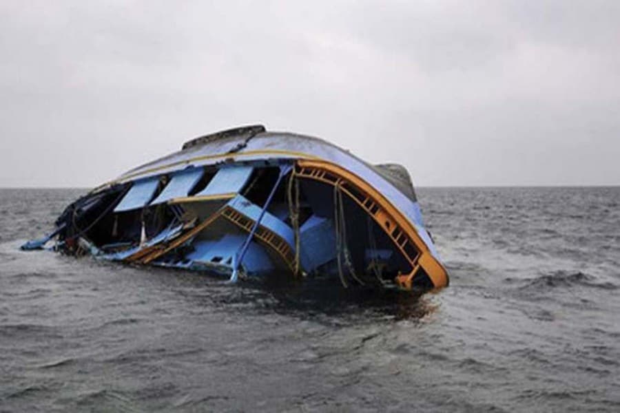 Dozens feared dead in DR Congo boat accident